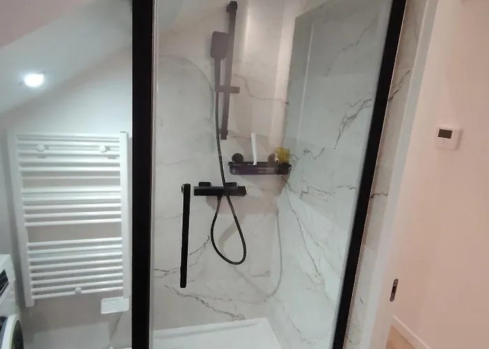 Le Hublot D Loft Moderne Panoramique *